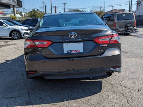 2018 Toyota Camry LE