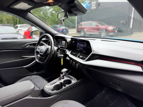 2025 Chevrolet Trax RS