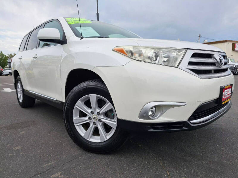 2012 Toyota Highlander SE