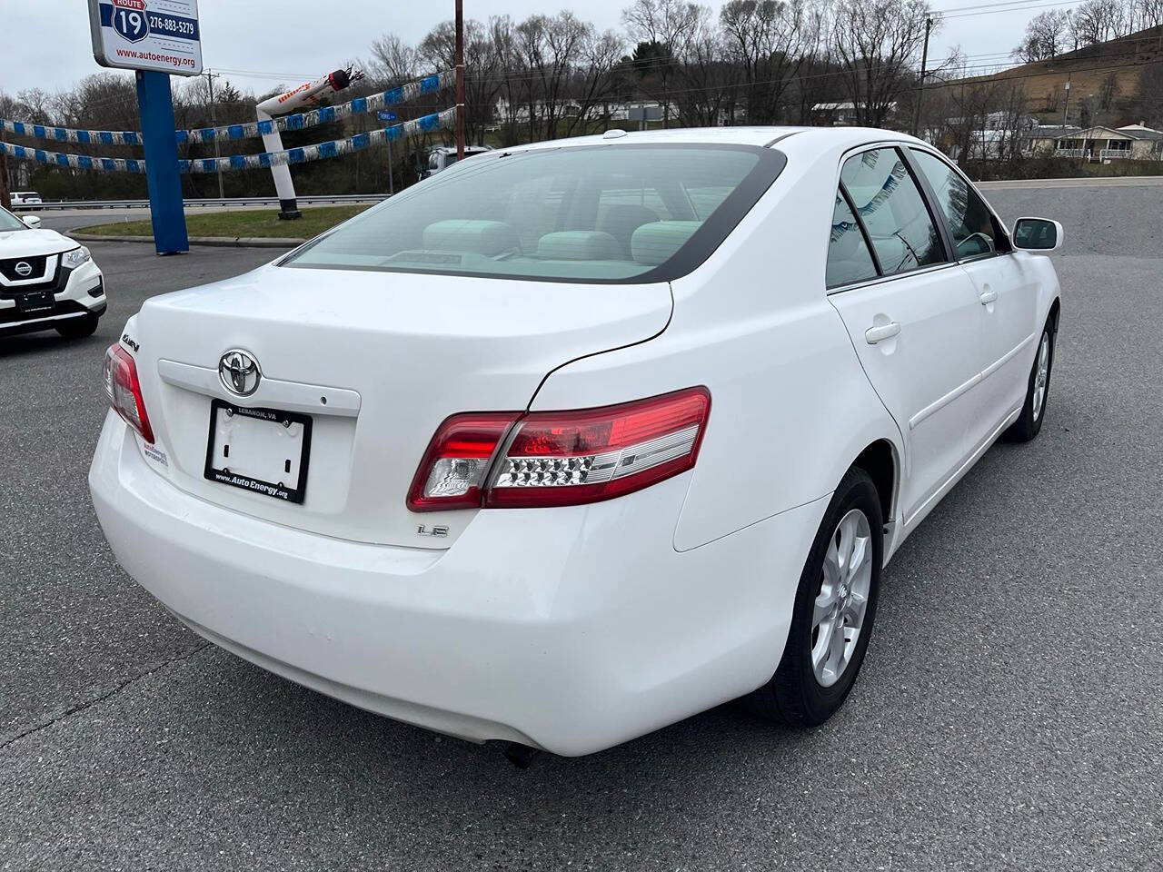 2011 Toyota Camry for sale at Auto Energy in Lebanon, VA