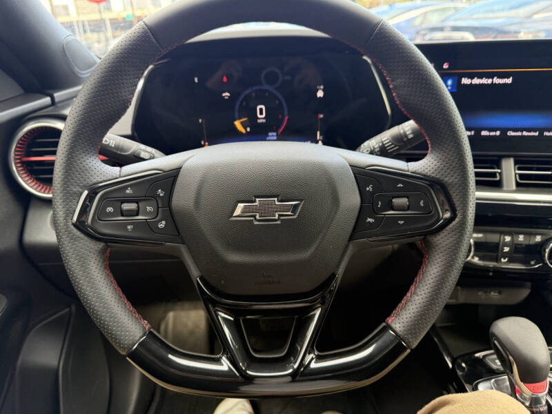 2025 Chevrolet Trax RS