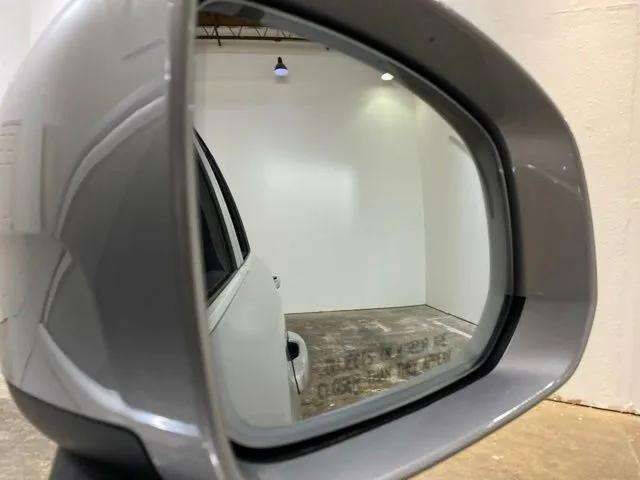 2025 Volvo XC90 B5 Core Bright Theme