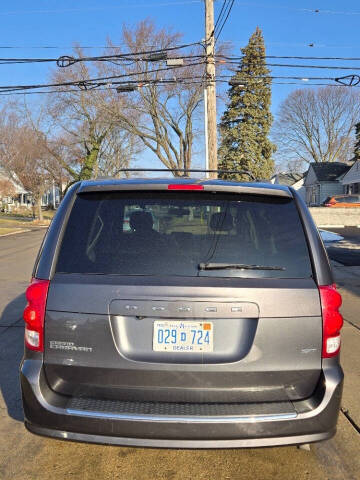 2016 Dodge Grand Caravan SXT