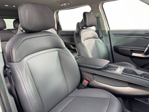 2024 Kia EV9 Light Long Range