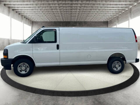 2025 Chevrolet Express 2500