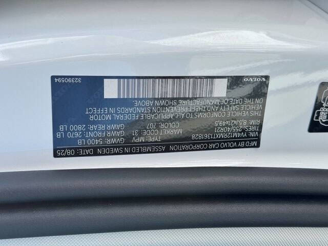 2026 Volvo XC60 B5 Ultra