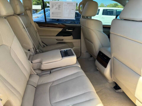 2020 Lexus LX 570 Two-Row