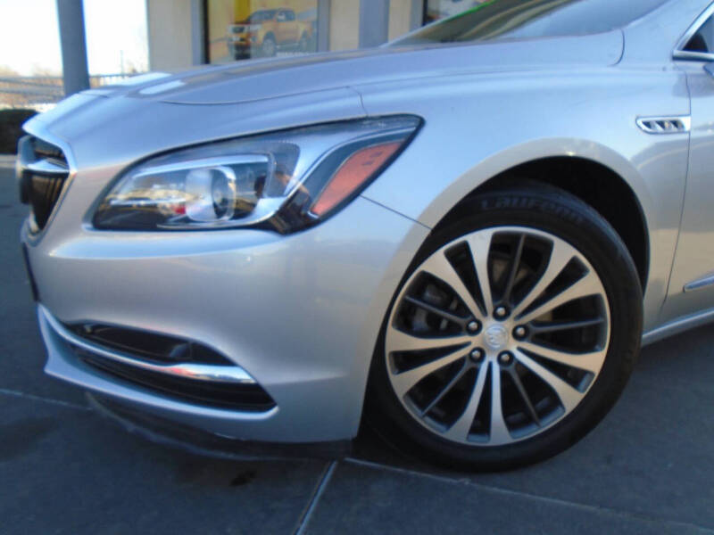 2017 Buick LaCrosse Essence