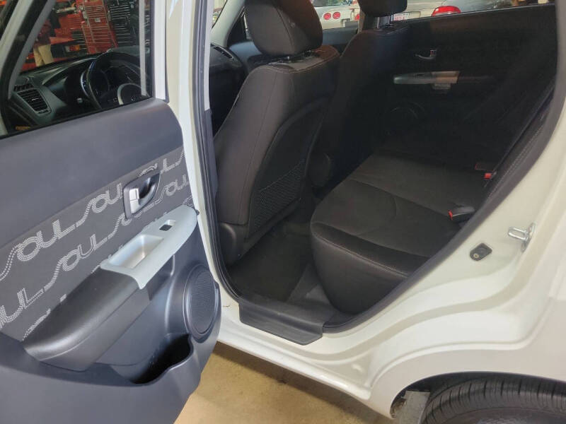 2012 Kia Soul +