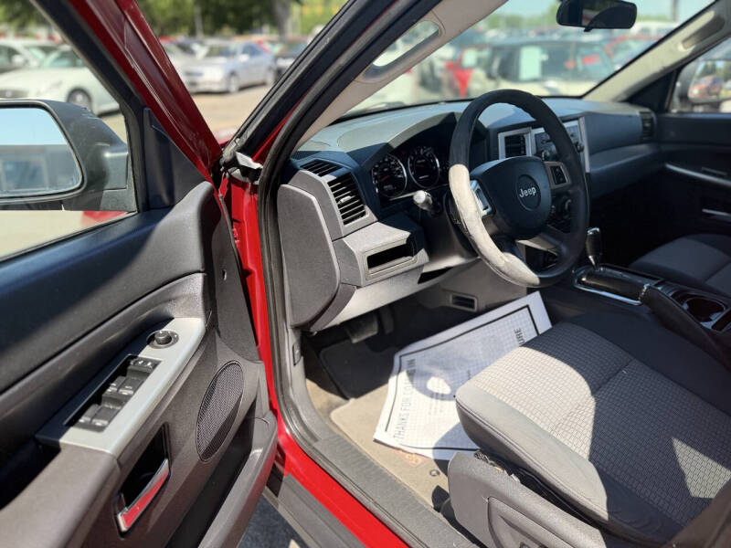 2010 Jeep Grand Cherokee Laredo