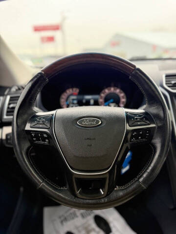 2017 Ford Explorer Platinum