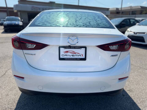 2015 Mazda MAZDA3 i Touring