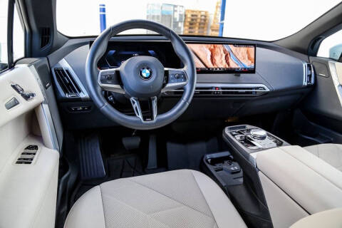 2025 BMW iX xDrive50