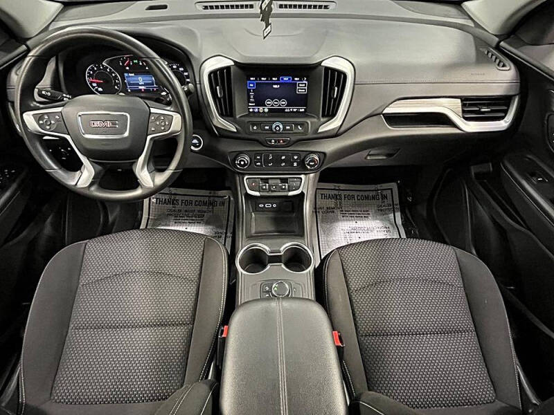 2024 GMC Terrain SLE