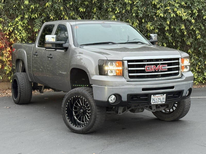 2013 GMC Sierra 1500 SLE's photo