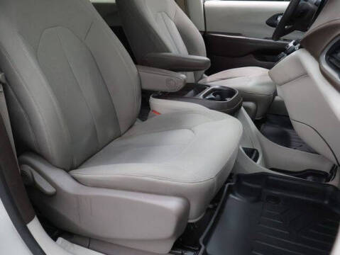 2021 Chrysler Pacifica Touring