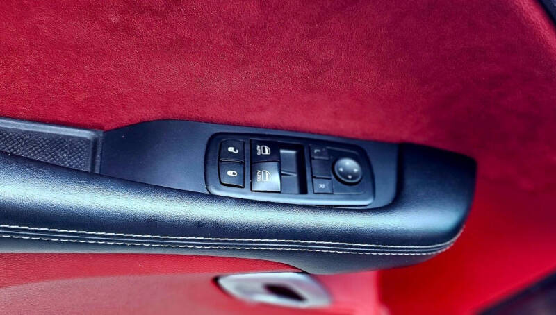 2015 Dodge Challenger SRT 392