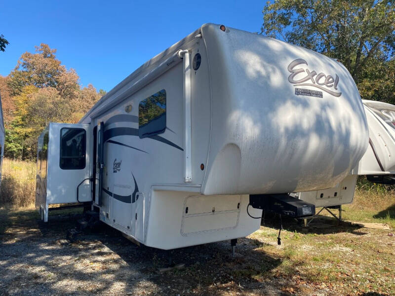 2013 Peterson EXCEL for sale at Jones Auto Sales in Poplar Bluff MO