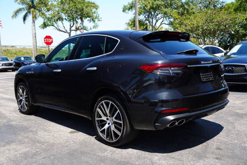 2022 Maserati Levante Modena S