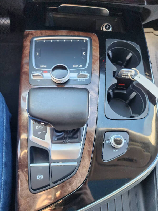 2017 Audi Q7 3.0T quattro Premium Plus