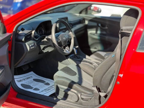 2019 Hyundai Veloster