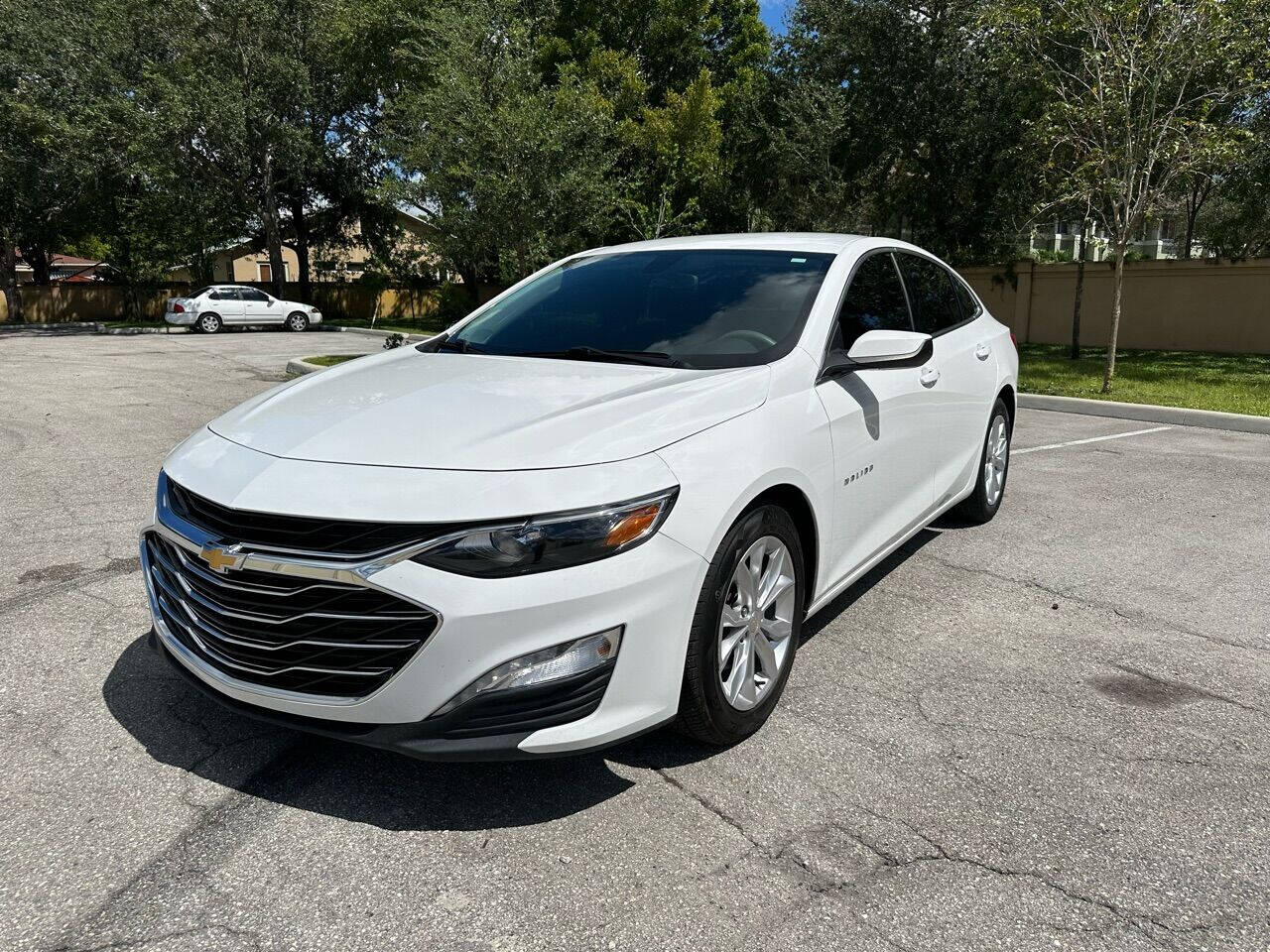 2020 CHEVROLET Malibu Sedan - $14,999