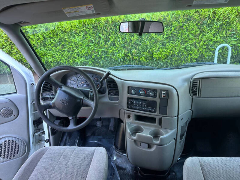 2005 Chevrolet Astro