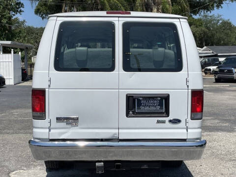 2009 Ford E-Series E-350 SD XLT