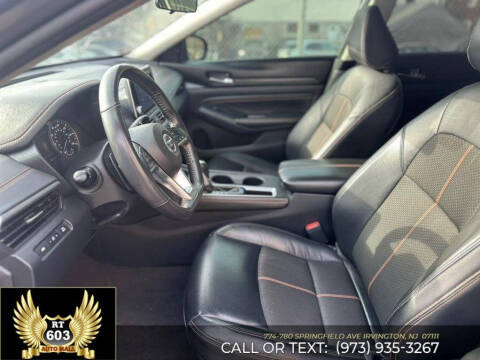 2022 Nissan Altima 2.5 SR