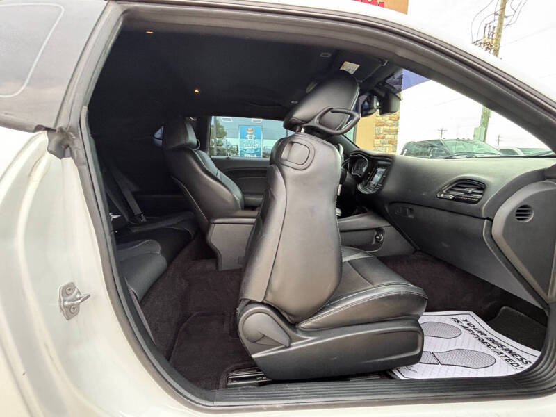 2017 Dodge Challenger SXT