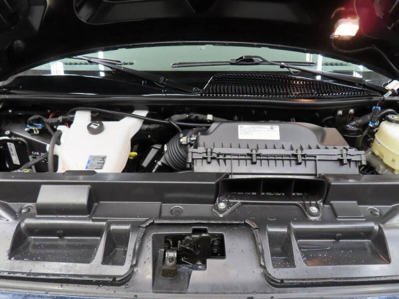 2022 GMC Savana 2500