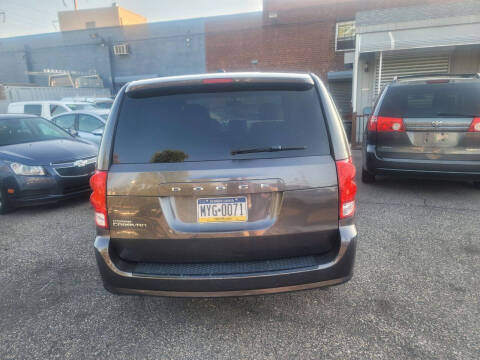 2016 Dodge Grand Caravan SE