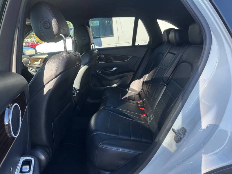 2018 Mercedes-Benz GLC GLC 300