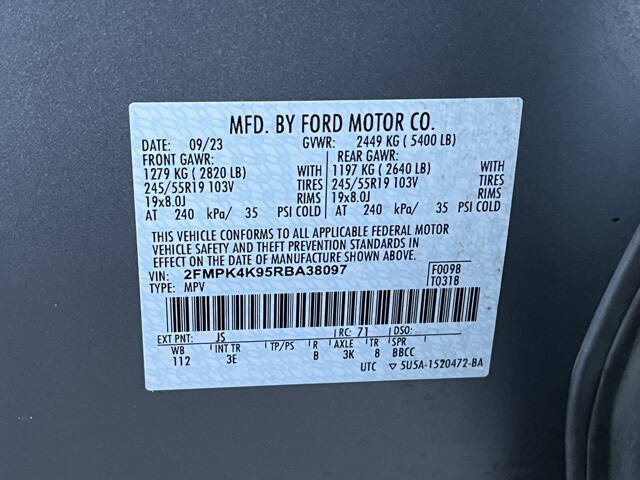 2024 Ford Edge Titanium