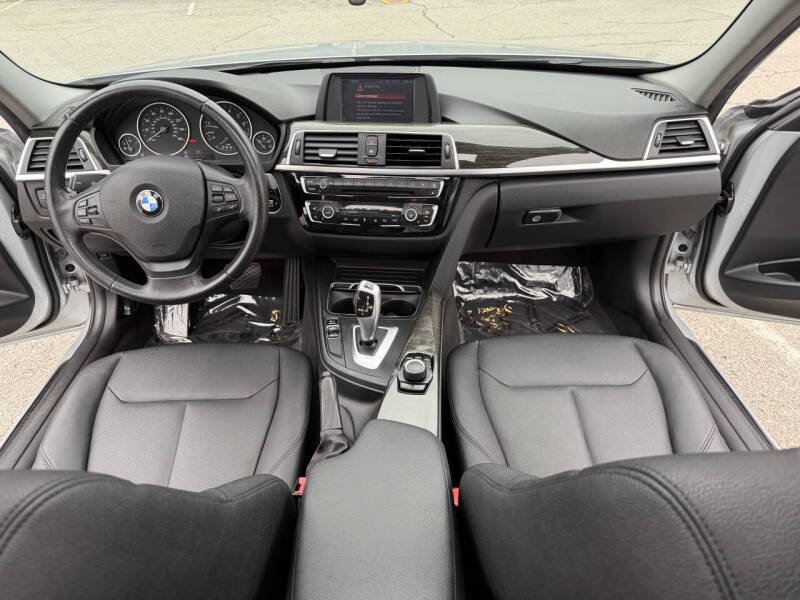 2018 BMW 3 Series 320i