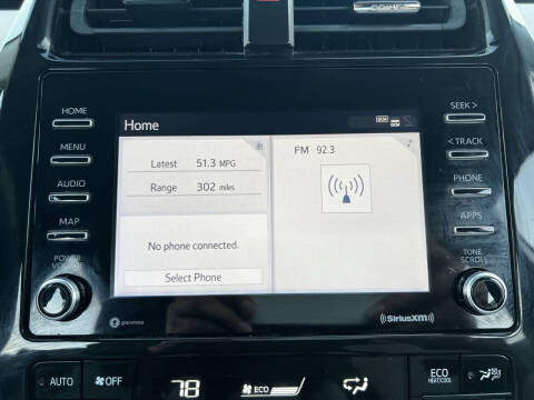 2022 Toyota Prius LE
