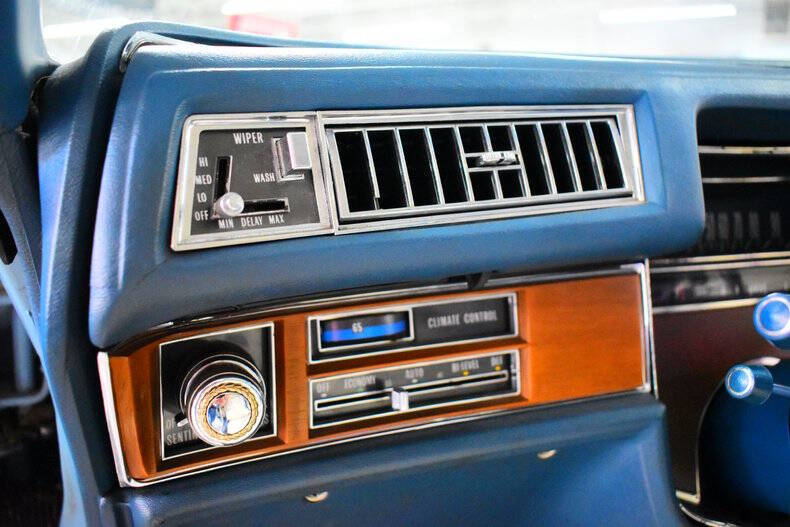 1975 Cadillac DeVille