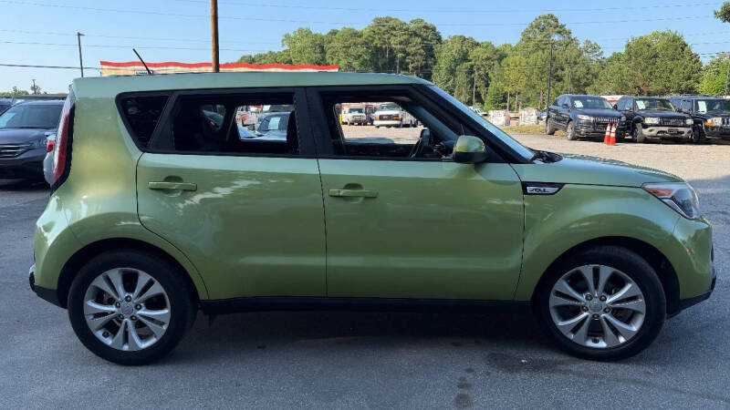 2016 Kia Soul +