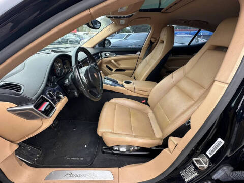 2015 Porsche Panamera