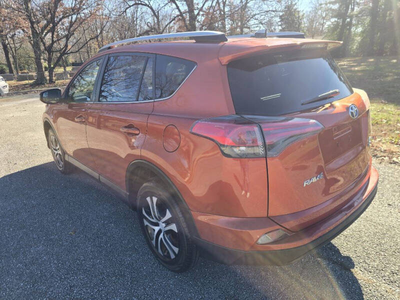 2016 Toyota RAV4 LE
