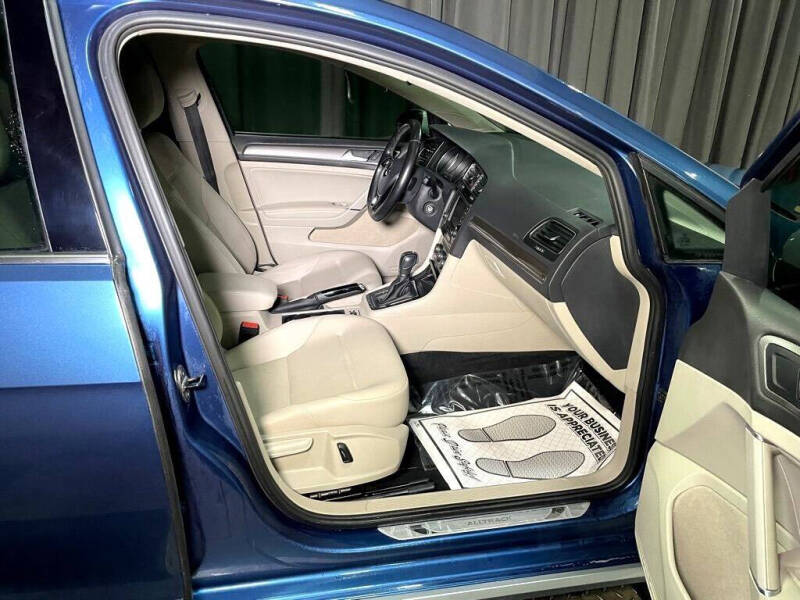 2017 Volkswagen Golf Alltrack