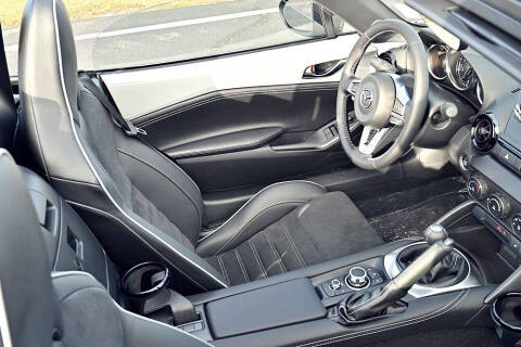 2025 Mazda MX-5 Miata Club