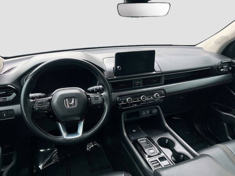 2023 Honda Pilot Touring