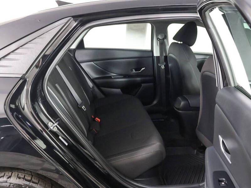 2023 Hyundai Elantra Hybrid Blue