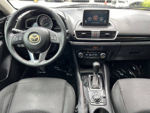 2015 Mazda MAZDA3 i Touring