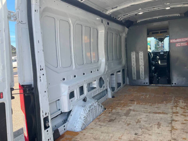 2020 Ford Transit 150