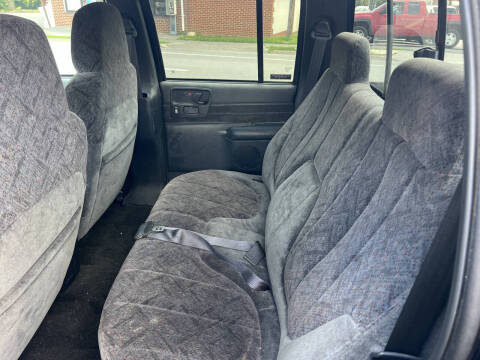 2001 Chevrolet S-10 LS