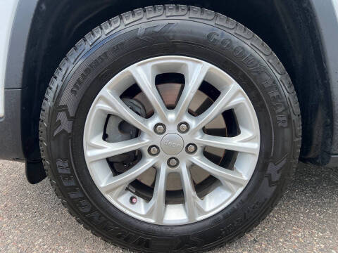 2020 Jeep Cherokee Latitude