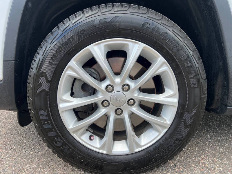 2020 Jeep Cherokee Latitude