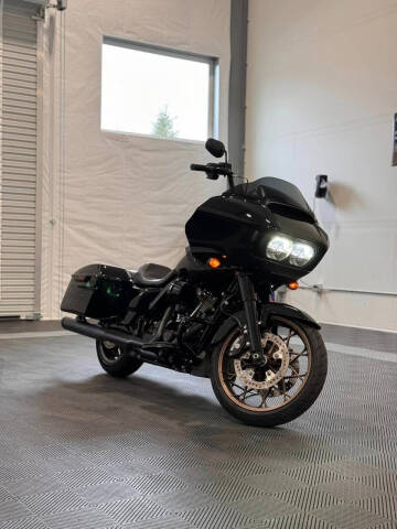 2022 Harley-Davidson Road Glide ST for sale at LV MOTORS in Woodinville, WA